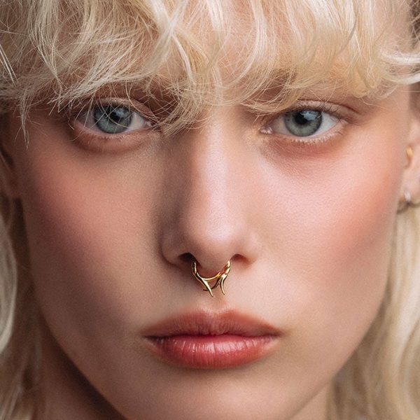 Abandon. Intertwined Roots Septum Clicker Ring Daith